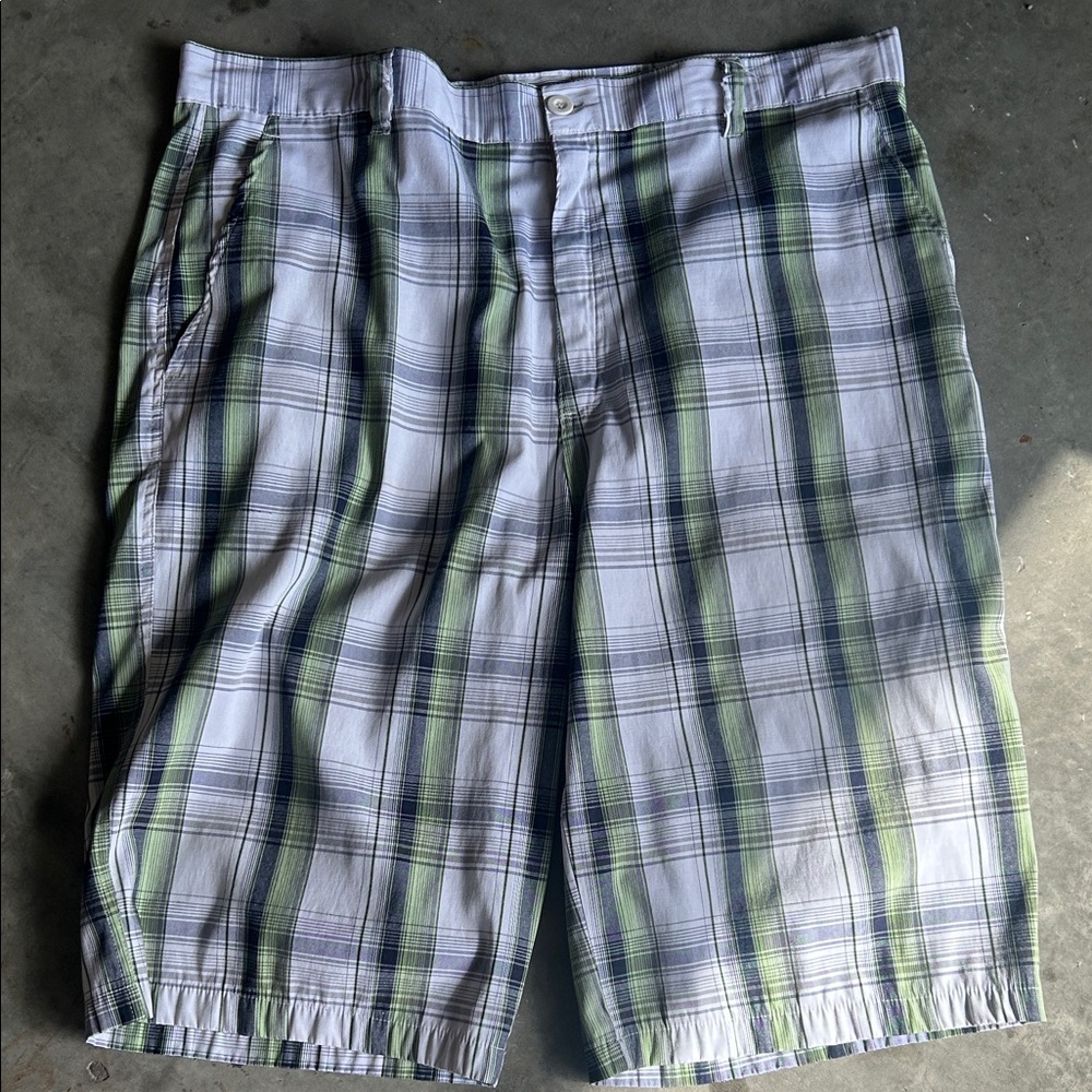 Men's Plaid Flat Front Shorts in Green and White